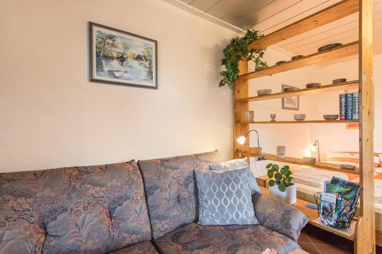 Haus Rosi Und Werner Apartment Emmerting ภายนอก รูปภาพ
