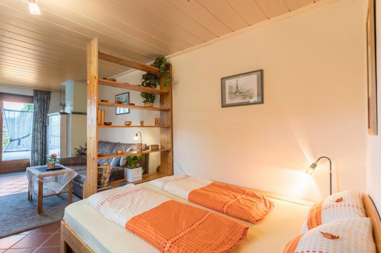 Haus Rosi Und Werner Apartment Emmerting ภายนอก รูปภาพ